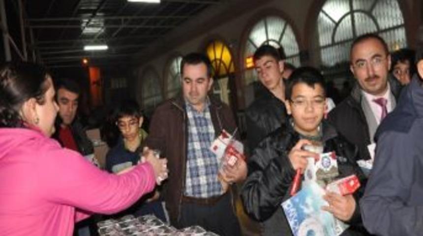 Nazilli Belediyesi'nden Kandil Simidi Ve Lokum Hayrı