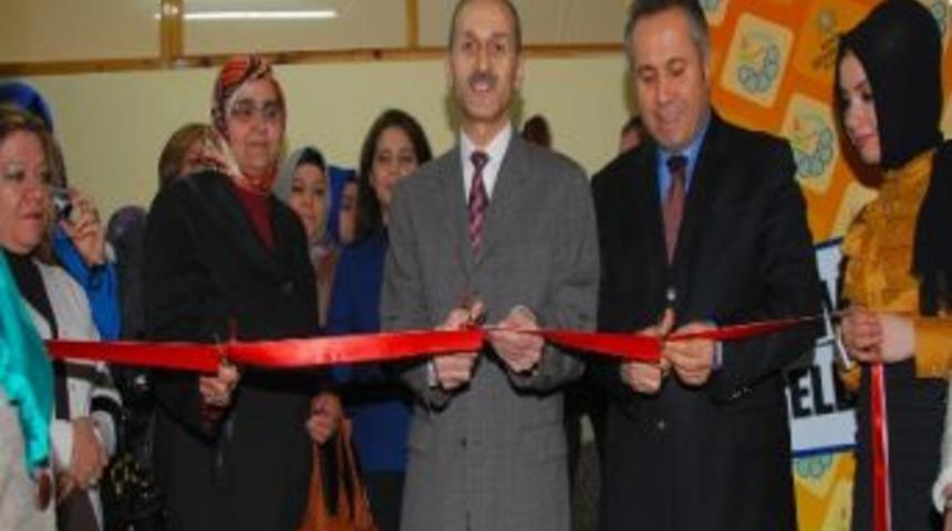 Komek D&ouml;nem Sonu Sergisi A&ccedil;ıldı