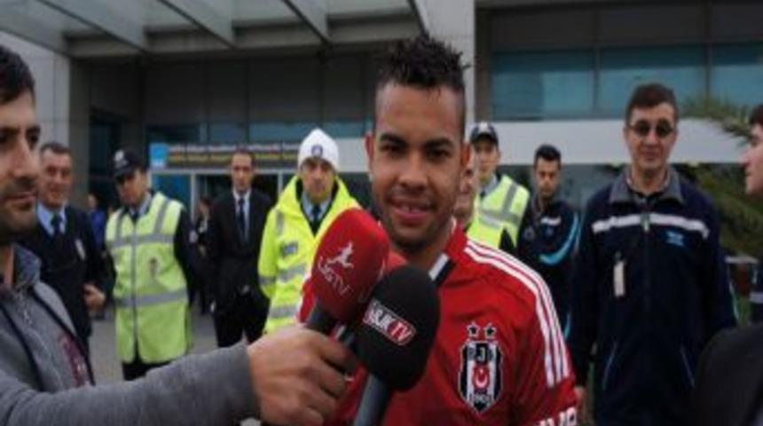 Dentinho: &Ccedil;ok Mutluyum