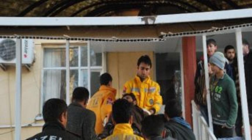 Suriye&rsquo;de Yaralanan 3 Kişi Şanlıurfa'ya Getirildi