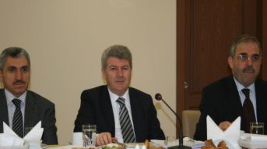 Mesleki Eğitime Ilgi Arttı, Gen&ccedil;lerin Y&uuml;zde 63&rsquo;&uuml; Meslek Liselerini Tercih Etti