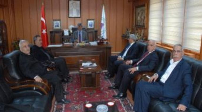 Adıyamanlılar Vakfından B&uuml;y&uuml;kaslan&rsquo;a Ziyaret