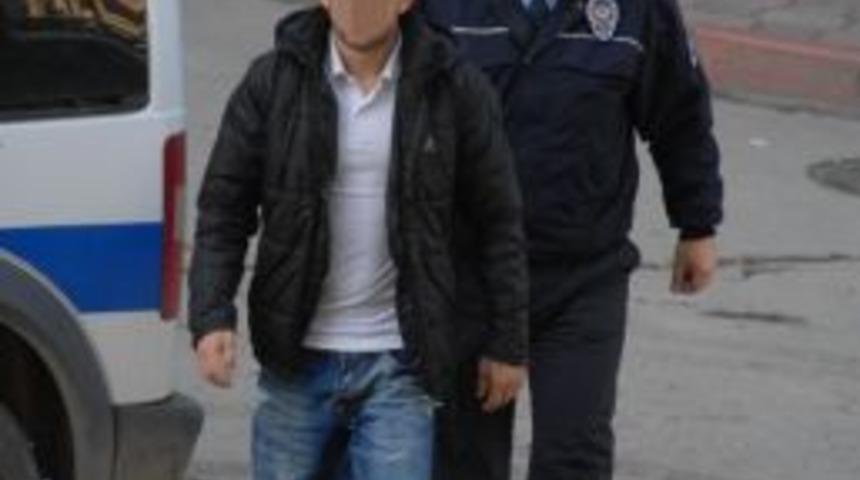 Cinsel İstismar Su&ccedil;undan Serbest Kalırken, Asker Firarisi Olduğu İ&ccedil;in Tutuklandı