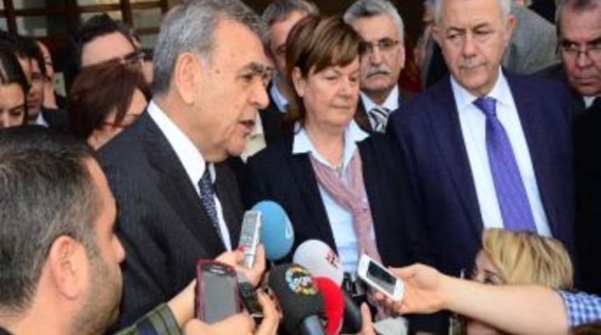İzmir B&uuml;y&uuml;kşehir Belediyesi Davasında Ara Karar