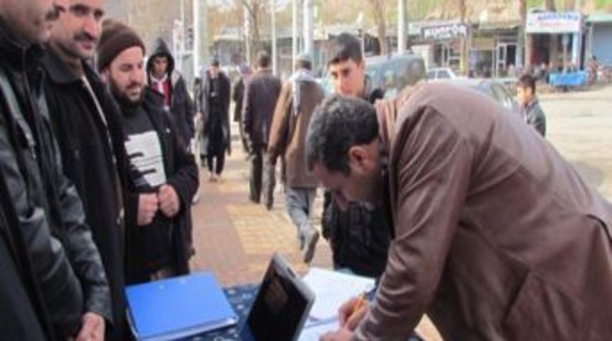 G&uuml;rakar Belde Belediye Başkanından İmza Kampanyasına Destek