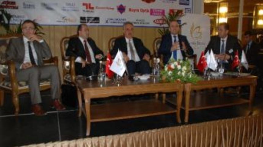 Bakan Yazıcı: &ldquo;t&uuml;rkiye Muazzam D&ouml;n&uuml;ş&uuml;m İ&ccedil;inde&rdquo;