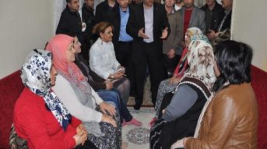 Ak Parti Merkez İl&ccedil;e Teşkilatı Ev Toplantısı Yaptı