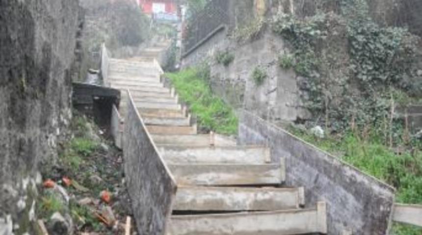 Zonguldak Belediyesi Merdivenleri Yeniliyor