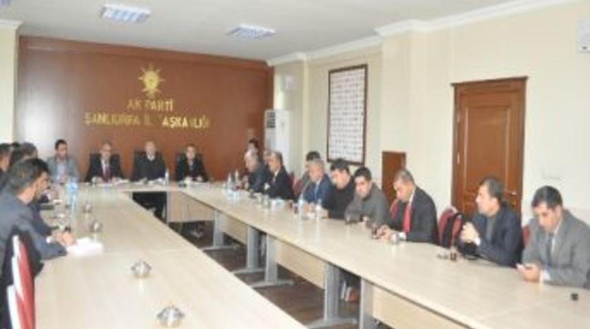 Ak Parti İl&ccedil;e Başkanları Ve Koordinat&ouml;rleri Bir Araya Geldi