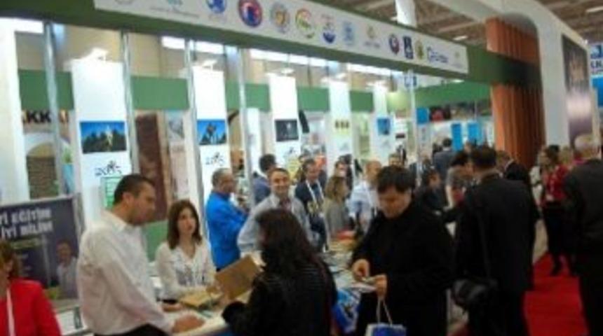 EMİTT Fuarında &Ccedil;anakkale Birlikteliği