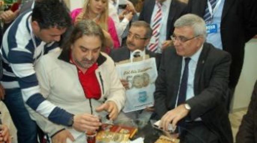 Gelibolu standına ilgi büyük