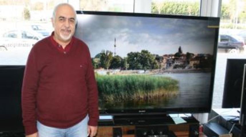 Bu Televizyonun Fiyatı Bir Iş&ccedil;inin 26 Aylık Maaşına Denk