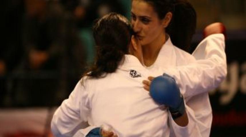 Tatamide Abla, Kardeşe Acımadı