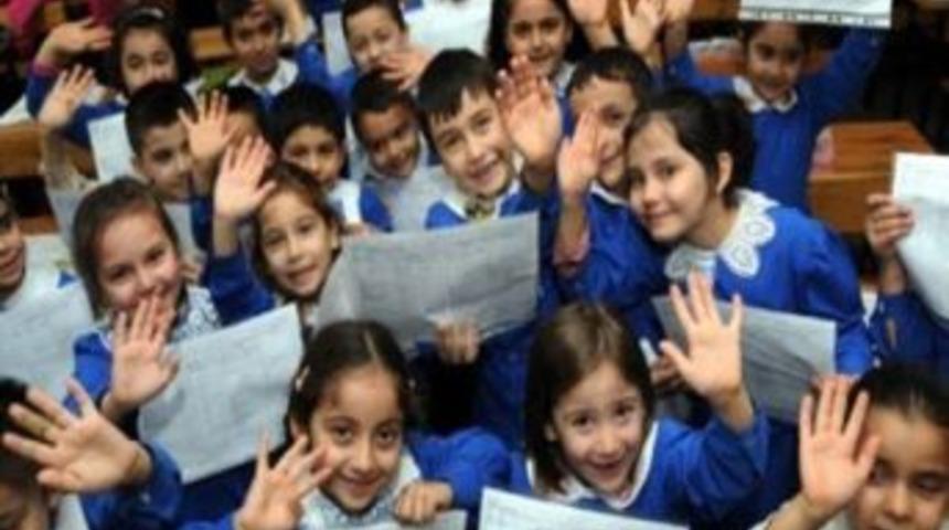 Urlalı Öğrenciler Karnelerini Aldılar