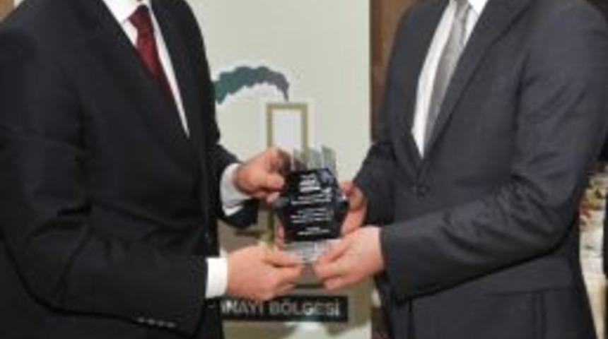 Uşak Valisi Mehmet Ufuk Erden; &ldquo;t&uuml;rkiye 2023 Hedefine Ulaşabilecek Kapasiteye Sahip&rdquo;