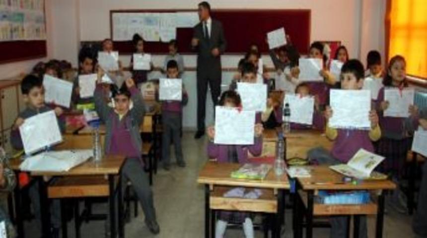 &Ccedil;ocuklarda Karne Sendromuna Dikkat