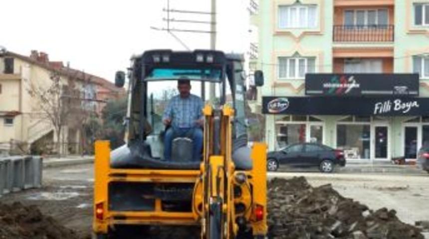 Vedat Kaban Caddesinde Yol &Ccedil;alışması Başladı