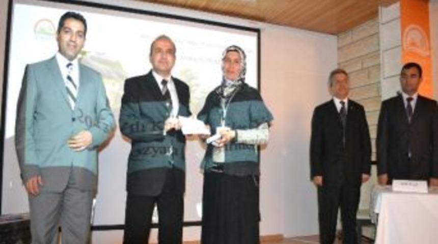 Bozyazılı &Ccedil;ift&ccedil;i Kadınların Birincisi Selime Poyraz Oldu