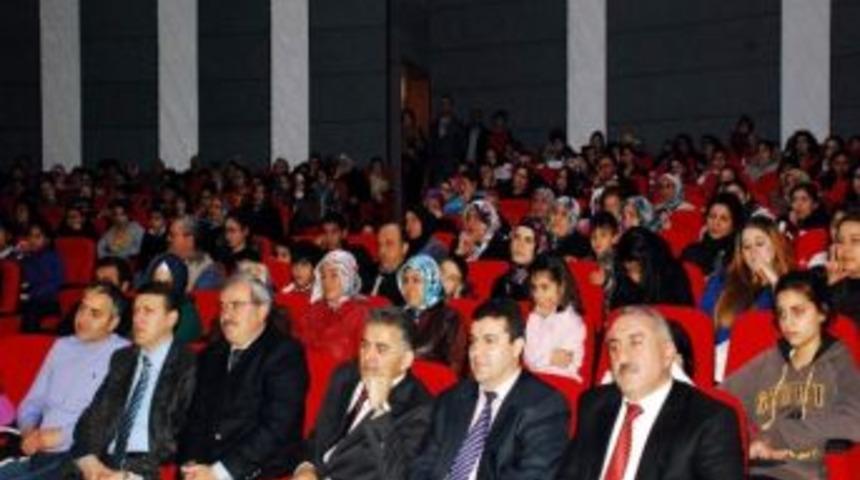 Melikgazi Belediyesi &Ccedil;ocuk Meclisi&rsquo;nden D&ouml;nem Sonu G&ouml;sterisi