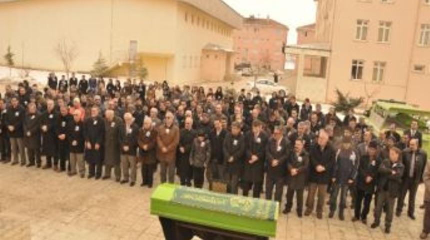 &Ouml;ğretim G&ouml;revlisi Kansere Yenik D&uuml;şt&uuml;