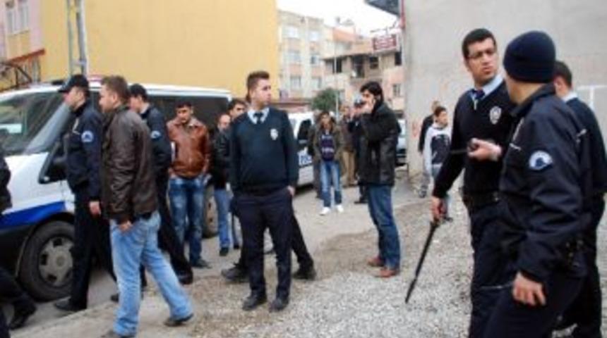 Adıyaman'da İki Grup Arasında Kavga: 6 G&ouml;zaltı