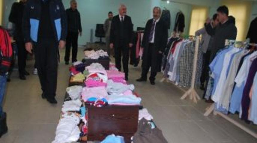 G&uuml;roymak Belediyesi &lsquo;giysi Bank&rsquo;ı Hizmete A&ccedil;tı