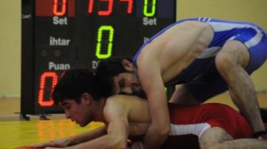 İşitme Engelliler T&uuml;rkiye G&uuml;reş Şampiyonası Kahramanmaraş&rsquo;ta Başladı