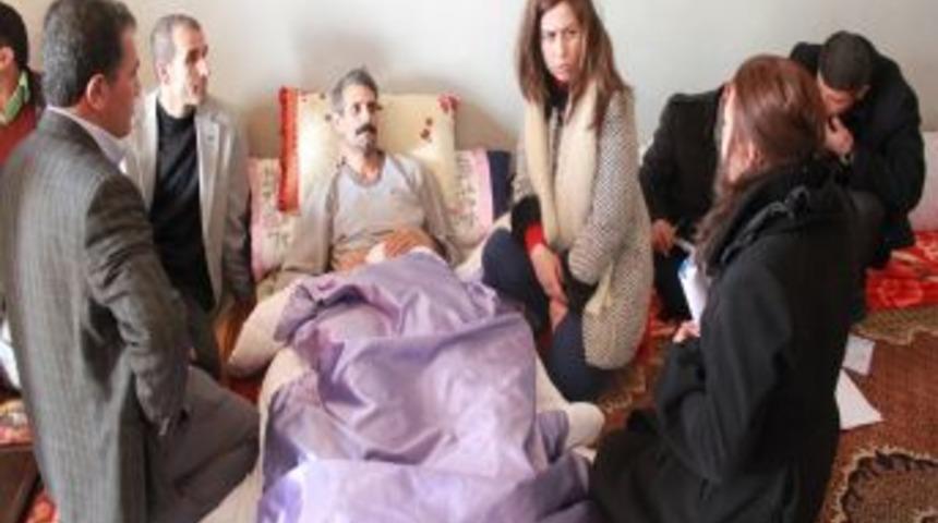 İki Aile Arasındaki Kavgada 4 Kişi &Ouml;ld&uuml;, Geride Kalanlar Perişan Oldu