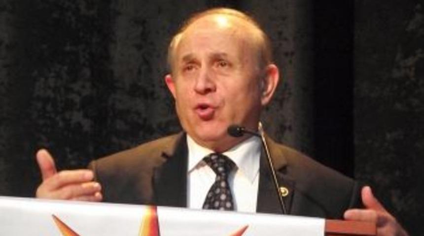 Burhan Kuzu: Başkanlık Sisteminde H&uuml;k&uuml;met Değil, Parlamento G&uuml;&ccedil;l&uuml; Olur