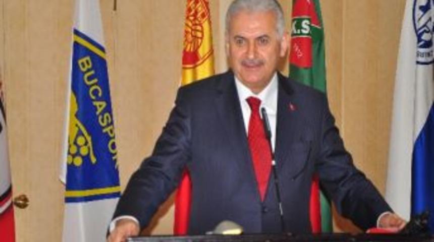 Bakan Yıldırım: "izmir'i S&uuml;per Lig'de G&ouml;rmek İstiyoruz"