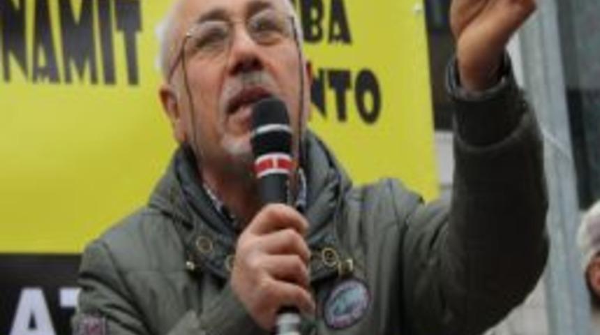 Tonyalılardan &Ccedil;imento Fabrikasına Karşı Inekli Eylem