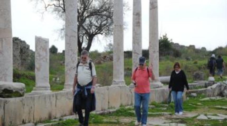 Bakan Yardımcısı Arıcı: Antalya K&uuml;lt&uuml;r Turizminde De D&uuml;nyanın Sayılı Şehri