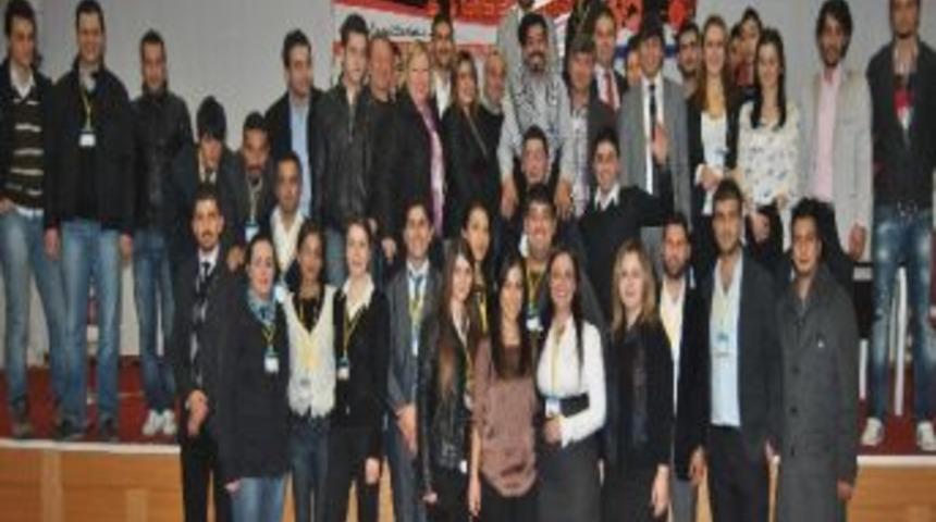 Kuşadası Ak Gen&ccedil;lik&rsquo;ten Anlamlı Etkinlik