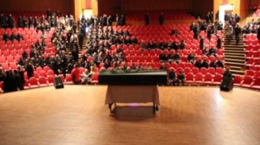 Bayburt &Uuml;niversitesi Rekt&ouml;r&uuml;n&uuml;n İntihar Etmesi Olayı