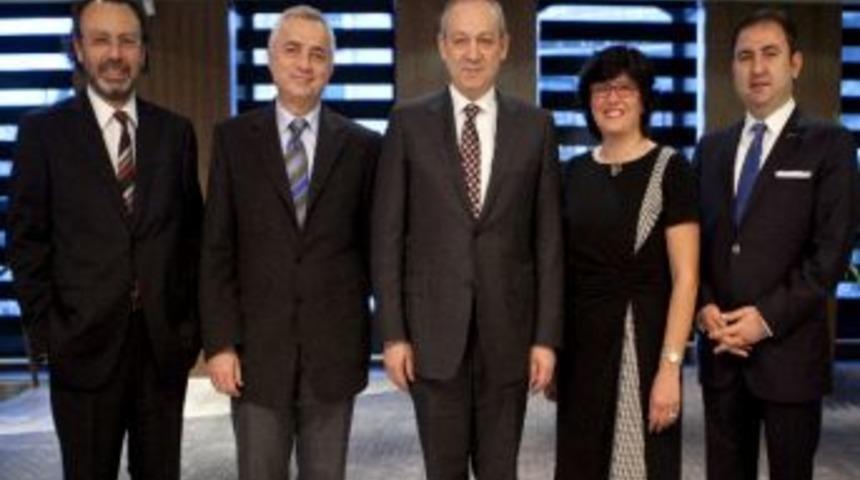 İzmirli Başkanlar T&uuml;siad Başkanı İle Buluştu