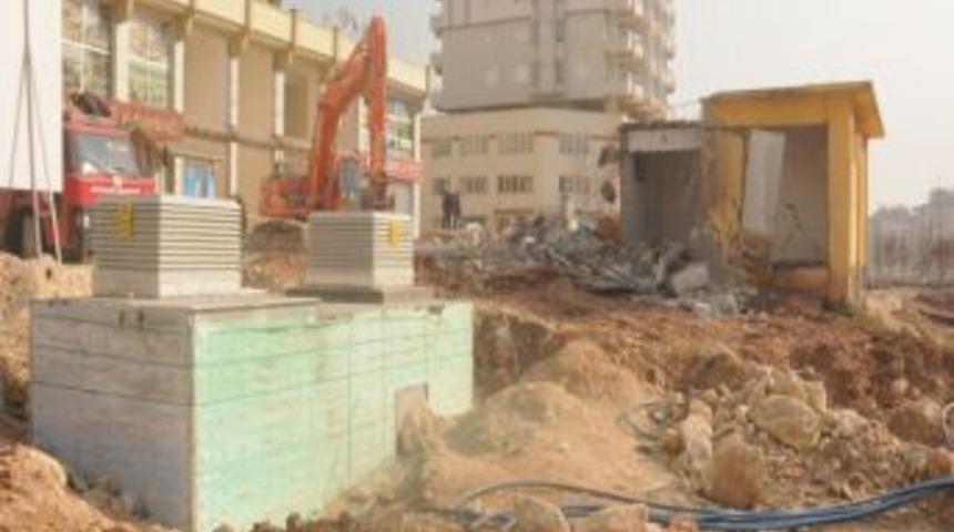 Şehitkamil Belediyesi Trafoları Yerin Altına Almaya Devam Ediyor