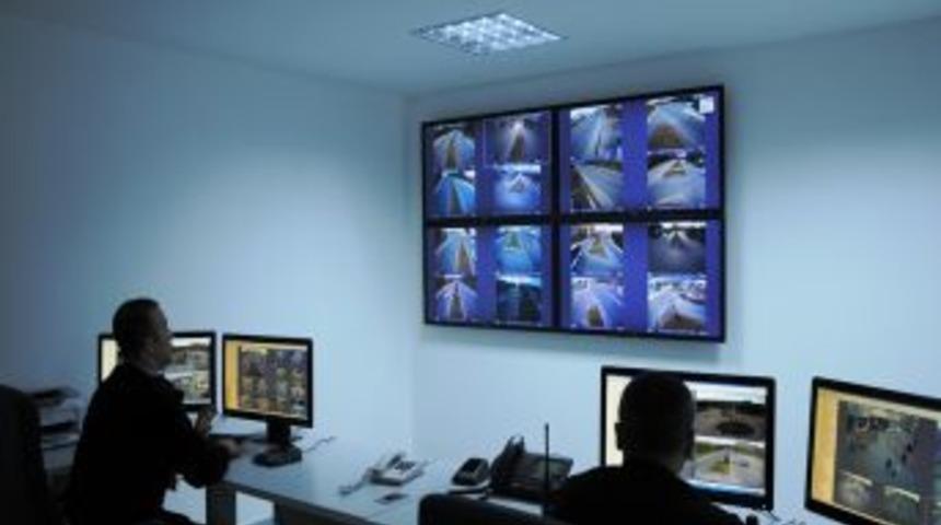 OM&Uuml;'ye Takılan Kameralar Kazaları Kayıt Altına Aldı