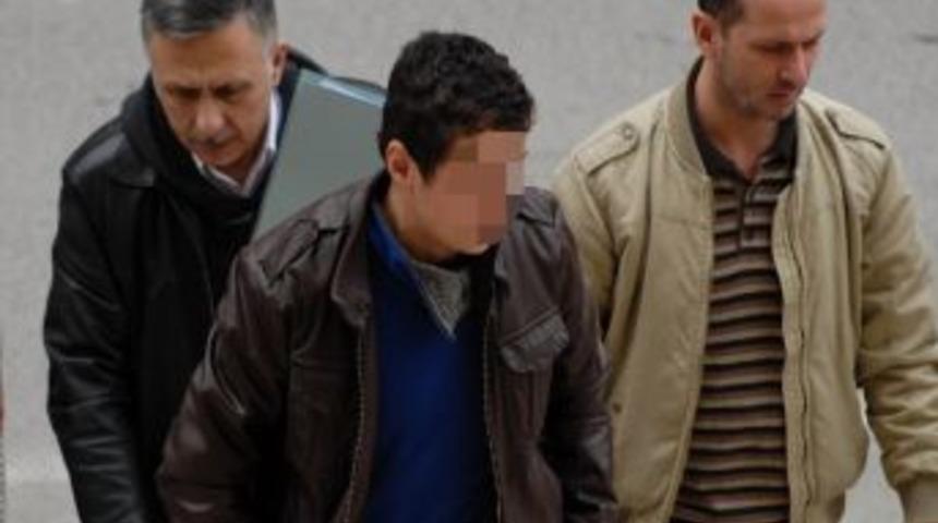 Kablo Hırsızlığına 3 G&ouml;zaltı