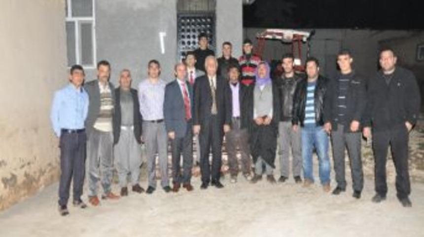 Sgk Yetkilileri Abdurrahman Dede K&ouml;y&uuml;n&uuml; Ziyaret Etti