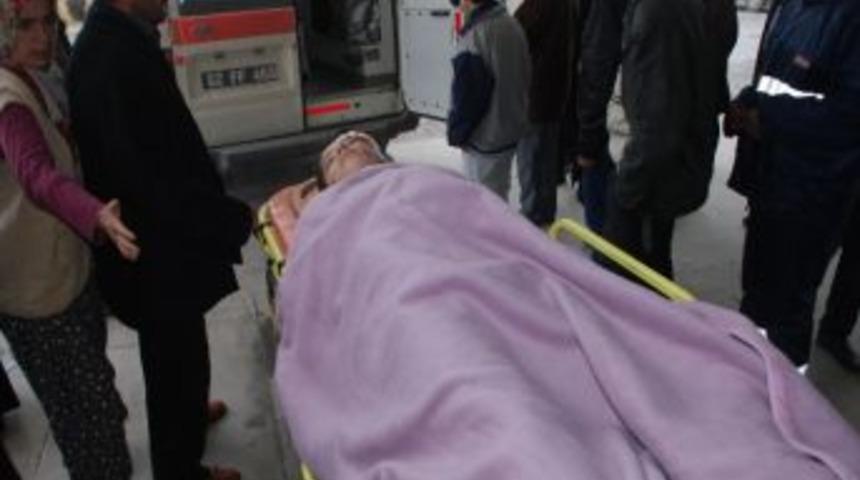 Otomobilin &Ccedil;arptığı &Ccedil;ocuk Yaralandı