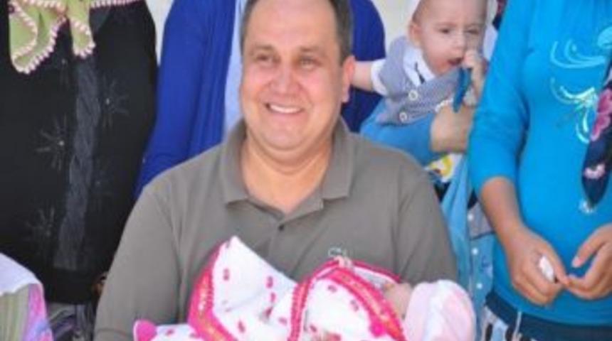 Giresun Belediyesi Yeni Doğan Bebekler İ&ccedil;in Hazırladığı Hemşerilik Beraatı Projesini Uygulamaya Devam Ediyor