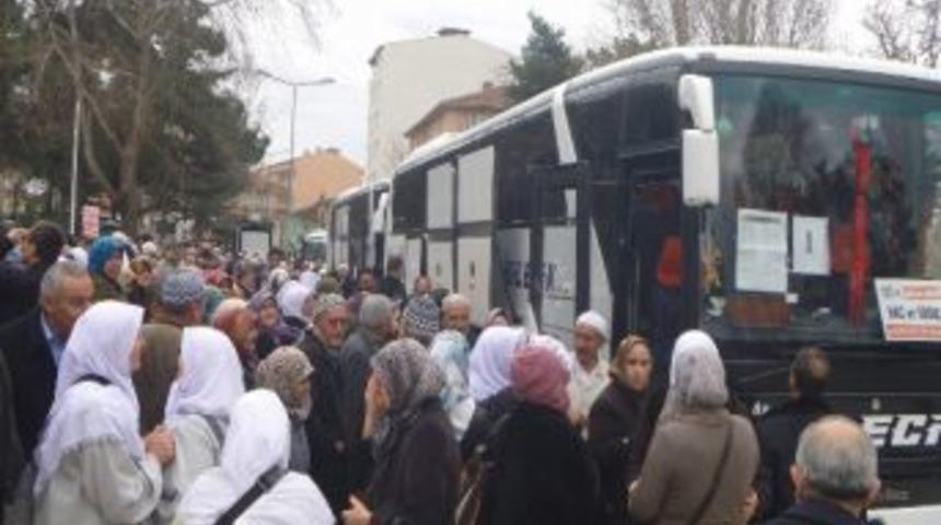 Dualarla Umreye Uğurlandılar