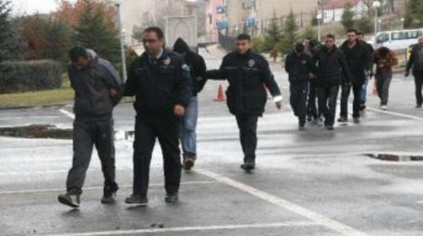 Yozgat&rsquo;ta Market Hırsızları Yakalandı