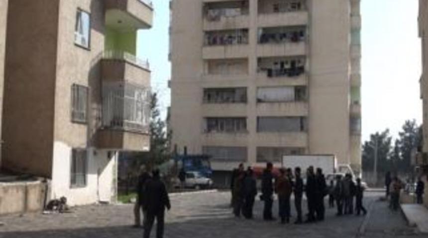 Binazedelerden m&uuml;teahhite beddua