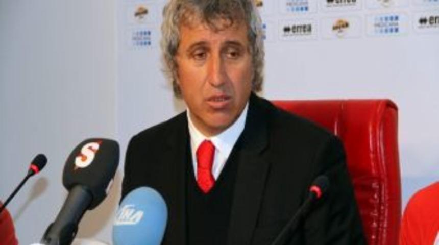 Samsunspor Evinde İlk Galibiyetini Aldı