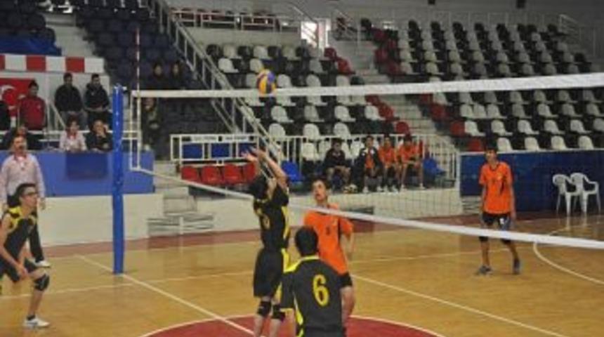 Malatya Voleybol Liginde Müsabakalara Devam Edildi