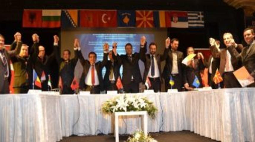 Bursa Balkanlar Yerel Siyaset Buluşması Sona Erdi&hellip;