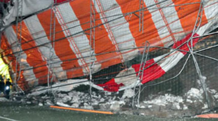 Halı sahada facia; 7 &ouml;l&uuml;