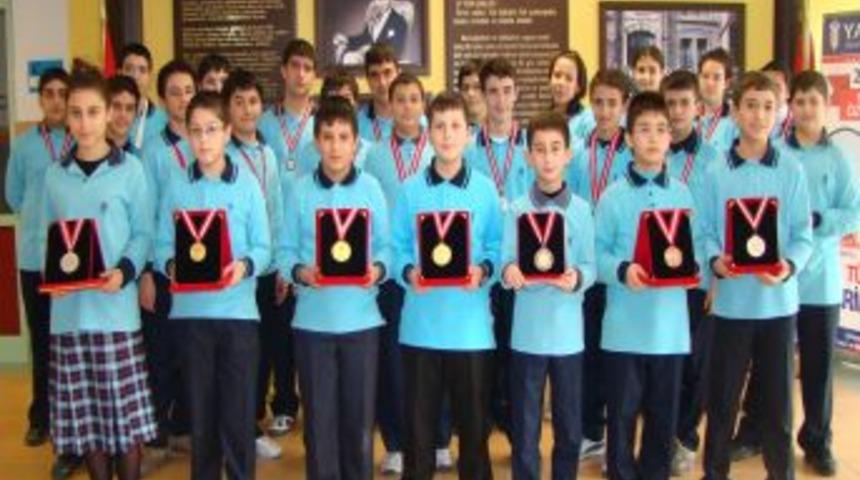 Yamanlar, Uluslararası İlk&ouml;ğretim Matematik Olimpiyatı'nda 51 Madalya Aldı