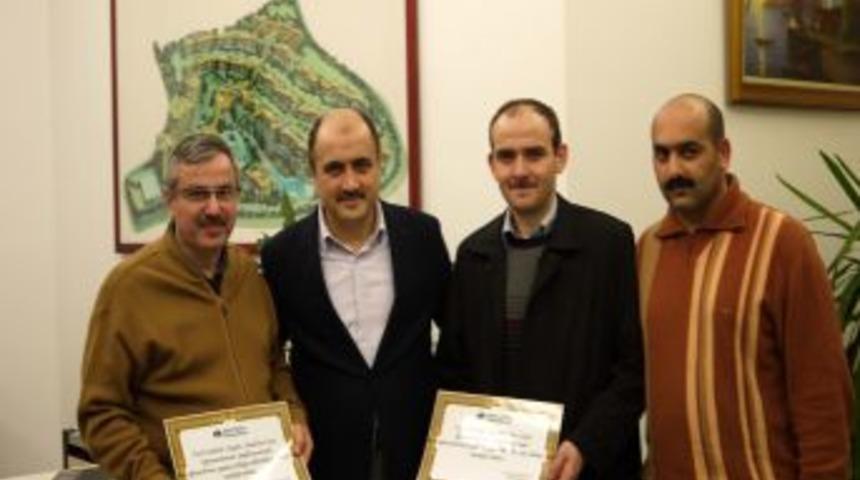 Asya Termal, Israf Etmeyen M&uuml;şterilerine Teşekk&uuml;r Belgesi Veriyor